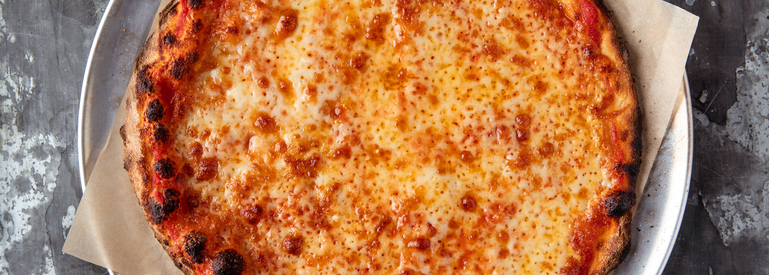 Thin and Crispy Pizza | Pizza recipes recipe poster image