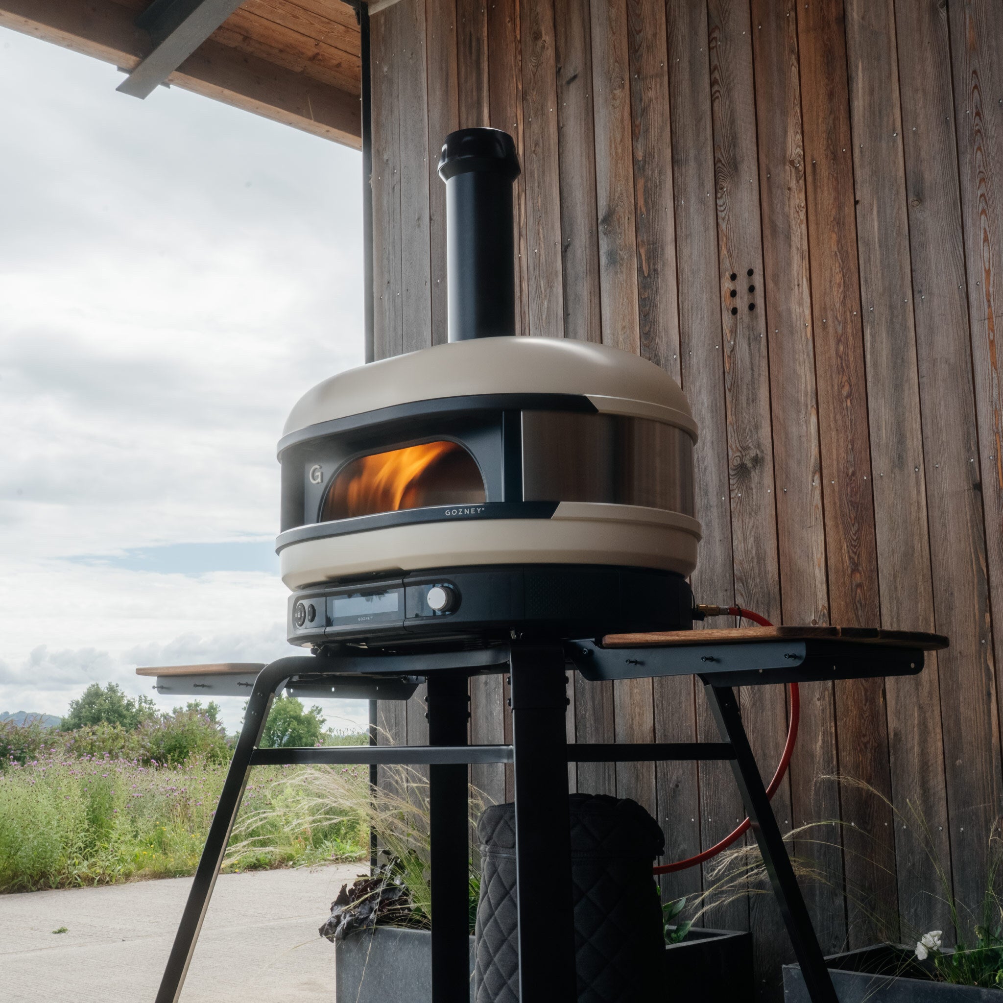 Dome Gen 2 Outdoor Oven and Stand Bundle | Gozney