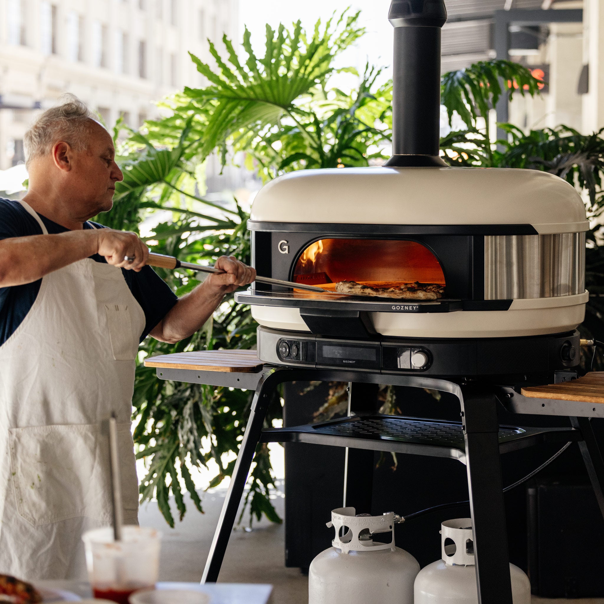 Gozney Dome (Gen 2) XL | Dual-Fueled Outdoor Oven | Gozney